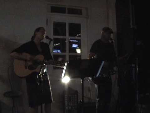 arianne and Leechboy ~ Drops of Jupiter ~ Train