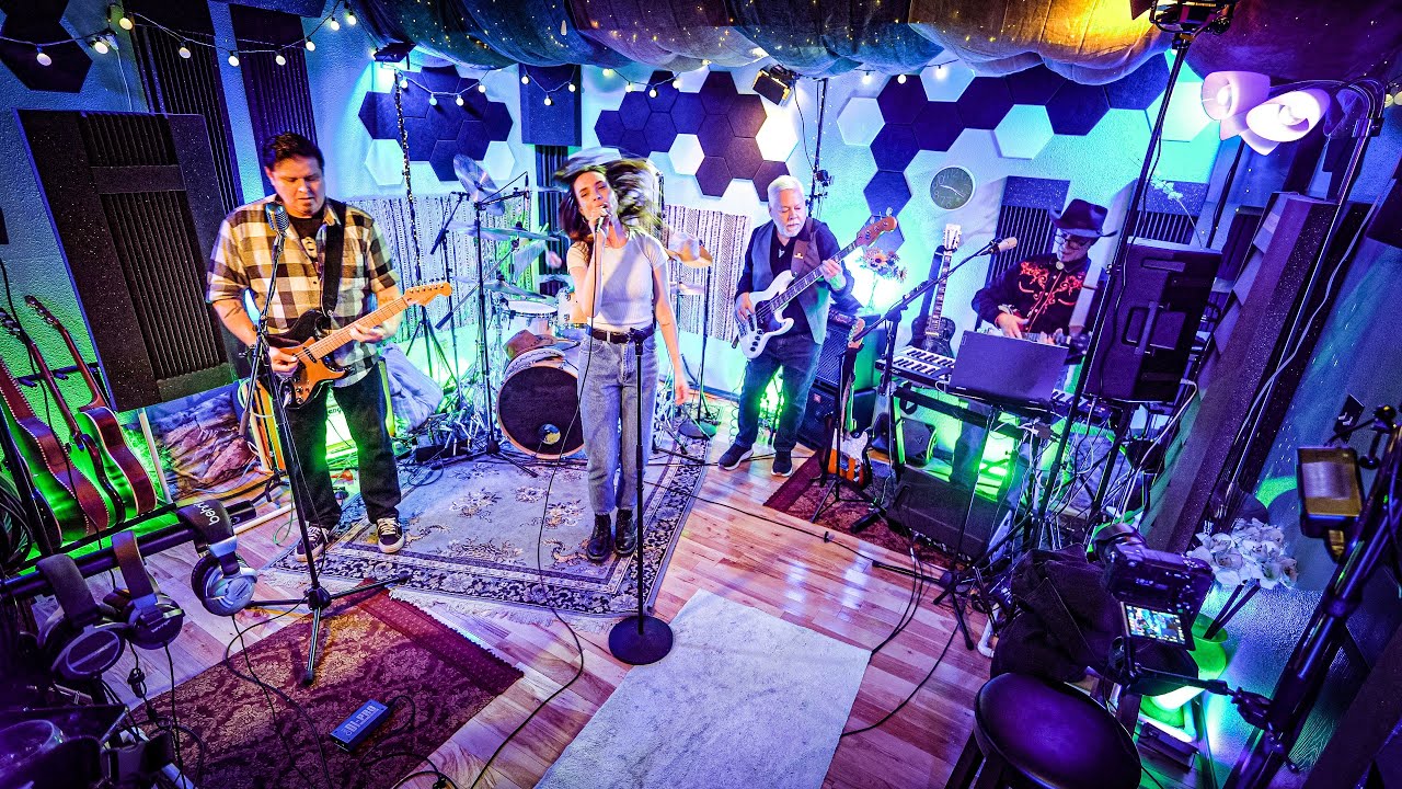 Promotional video thumbnail 6 for Annika & the Earthlings