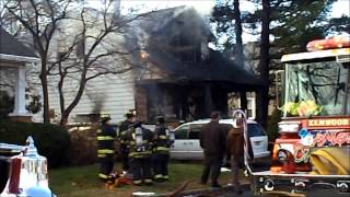 preview picture of video 'Elmwood Park 2nd alarm 12/1/14'
