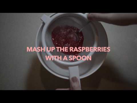 How to make raspberry macarons