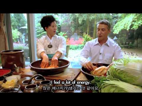 Kimchi Warrior meets Antoine De Caunes @ Canal+ TV - Maboul de Seoul