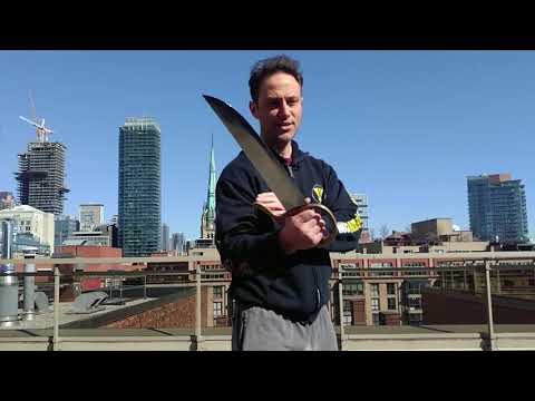 Upward figure 8 pattern for Wing Chun Knife practice.