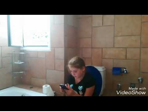 Maschi Vs Femmine in bagno