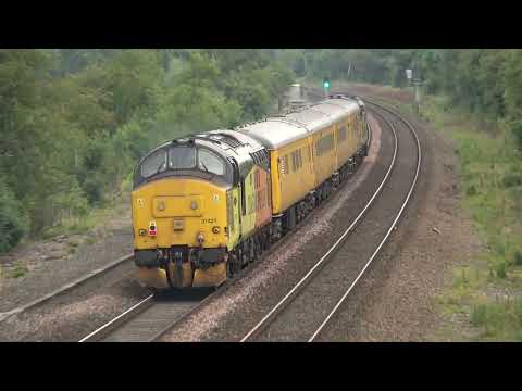 37175 + 37421 fly through Duffield