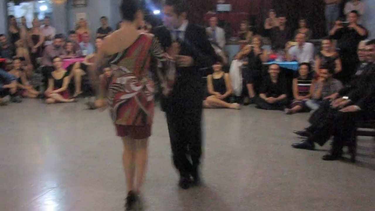 MARIELA SAMETBAND y GUILLE BARRIONUEVO en Viva La Pepa! Milonga