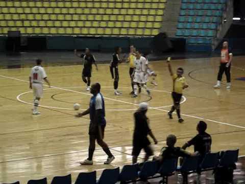 Dínamo Karmiev 4 x Independente 2