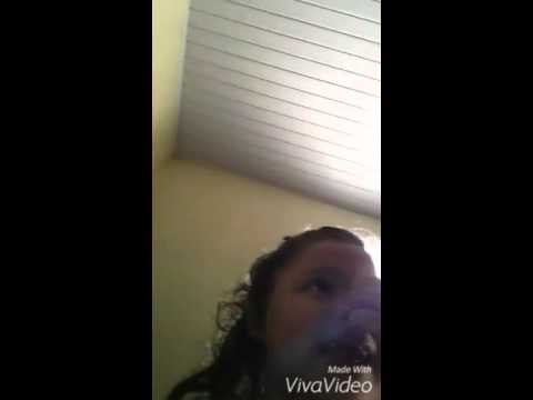 Brincando com Maria Cecília  ( Primeiro Vídeo )