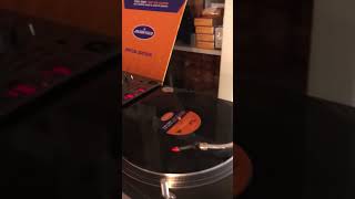 Vinyl House Tip of the Day: Keep On Jumpin’ - Todd Terry (1999) #dj #djlife #housemusic