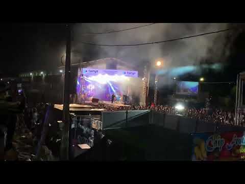 John Amplificado - Chega e Senta (Ao Vivo Em São Geraldo / MG)