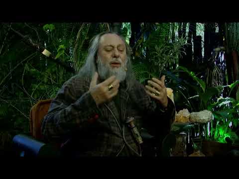 Espiritismo: Quem acredita em Reencarnação vê vultos e mediunidade onde outros não veem.