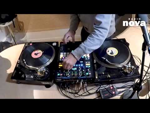 SIMS SUR NOVA 250322 FEAT 3EME OEIL