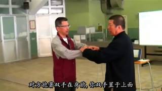「命意源頭在腰隙」