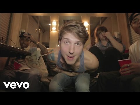 Hot Chelle Rae - I Like It Like That ft. New Boyz