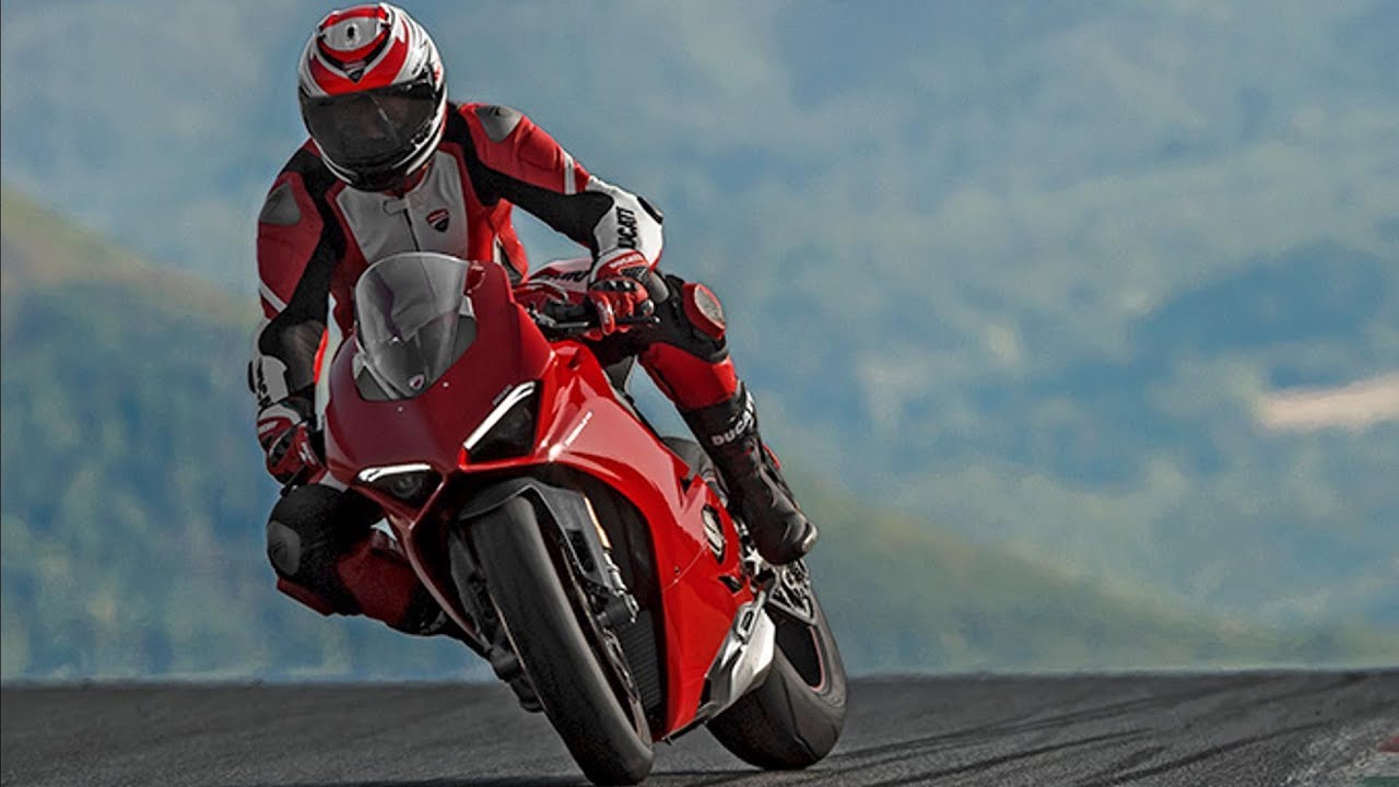 2018 Ducati Panigale V4 - The World's Most Powerful Superbike