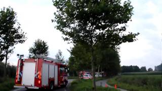 preview picture of video 'Ongeval met beknelling in Sambeek'