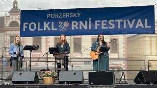 Video HolkyTonk na Pojizerském folklorním festivale
