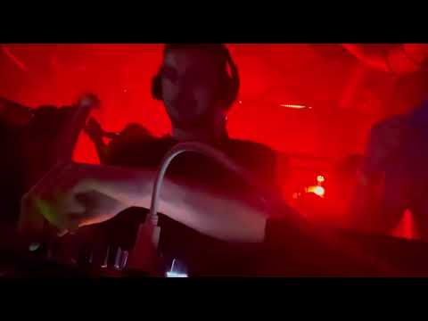 Electronic Party Ireland’s HOTBOXX Hard Techno Cage Rave - GØNA