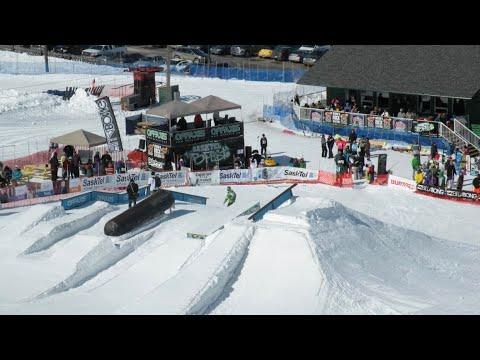 Snowboarding @ Mission Ridge Opening Day/Season 2021-2022