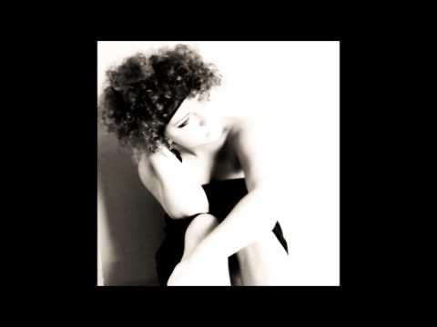 Prośba do Twoich ust - Monika Kręt