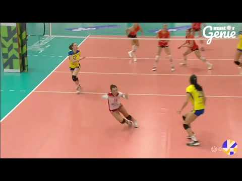 Mika Grbavica (#7 Yellow Jersey) - HAOK Mladost vs Viteos NUC CEV 2022
