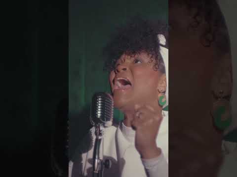 "Arresa" di Isabela Fernandes: il videoclip è ora online su @HopefulMusic!