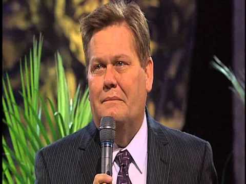 Tony Greene of the Greenes, introduces the song .HOLD ON..2009