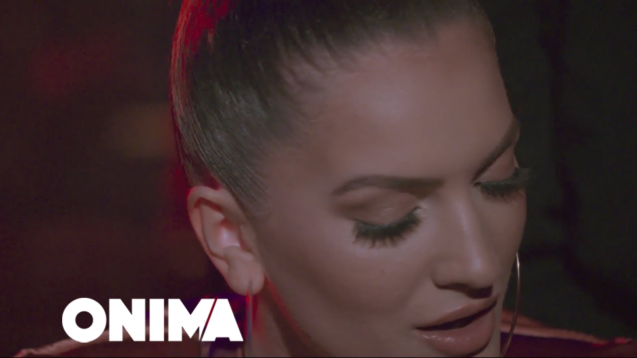 Dhurata Ahmetaj — D