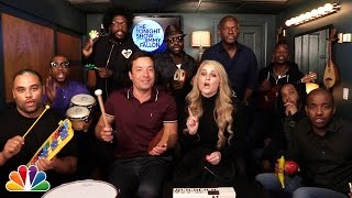 Jimmy Fallon, Meghan Trainor &amp; The Roots Sing &quot;All About That Bass&quot; (w/ Classroom Instruments)