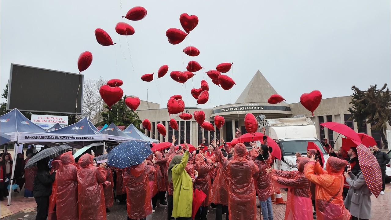 Kahramanmaraş’ta Farkındalık İçin Gökyüzüne Onlarca Balon Uçuruldu