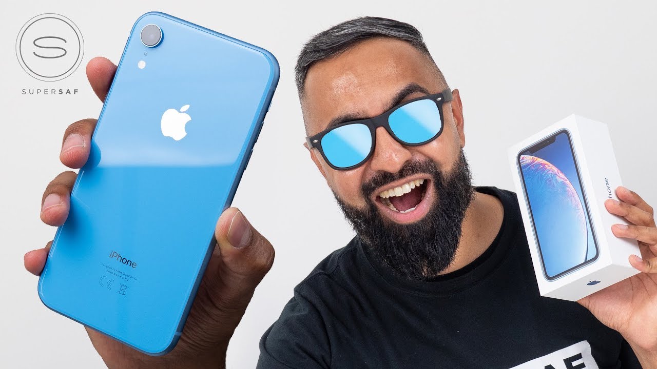 iPhone XR UNBOXING