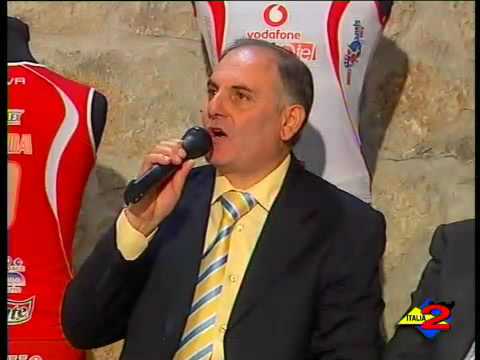 Italia 2 16 09 2009 Pallavolo Presentata la Puntotel Sala Consilina