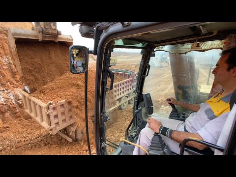 Caterpillar 365C Excavator Loading Trucks - Operator Dimitris Tsarouhas