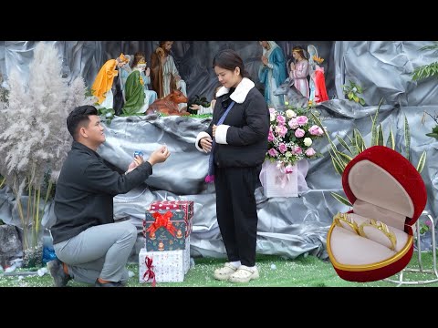 Will you marry me? CEO unexpectedly proposes to single mother in front of God.