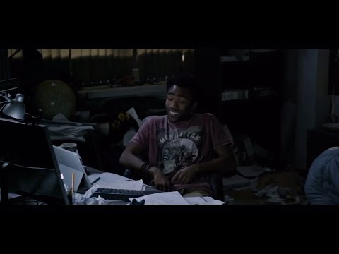 “The Martian” (2015) Donald Glover falls scene