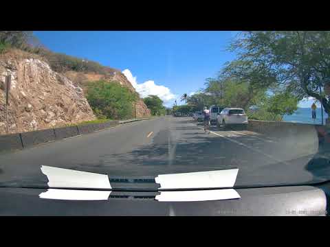Bicyclist Riding in Traffic Lane With Bike Lane Available