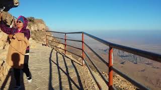 preview picture of video 'Highest place in Salalah, Oman - Jabal Subahan'