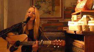 Becca Fox - Blurred Lines (Robin Thicke Cover)