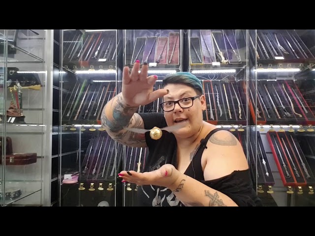 Vídeo relacionado con Harry Potter Snitch Dorada Unisex Pendiente Dorado Aleación de Zinc