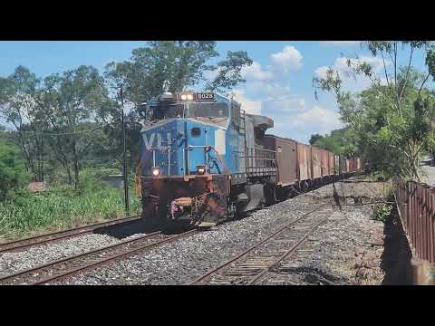 Dia abençoado encontrar um trem de ferro em Tapirai Minas Gerais. 