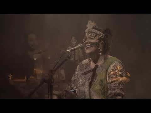 Bruna Lucchesi - Aguentaí