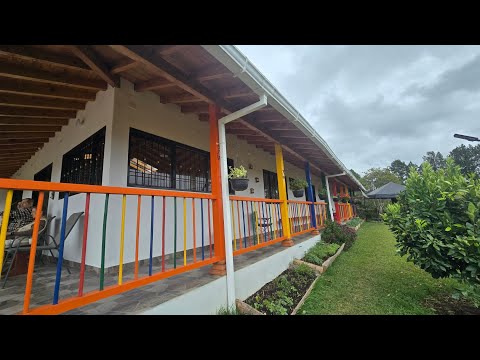 Vendo en GUARNE Antioquia terreno con casa de  7 alcobas 