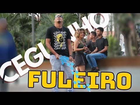 🚩 Ceguinho Fuleiro  Mijando em Publico (pissing in public )
