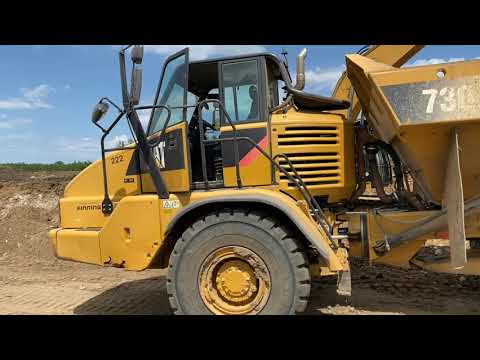 How to drive a dump truck (Cat 730)