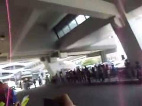 Super Junior Van Arrives at SM Arena [20131024]