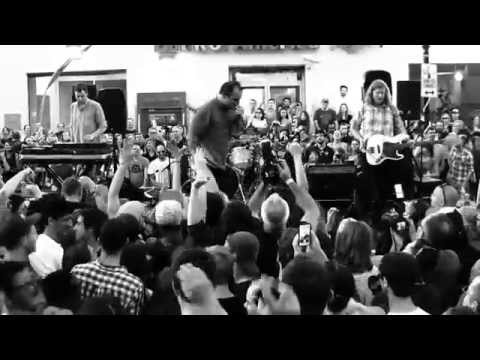 FUTURE ISLANDS: "Spirit" / "Seasons (Waiting On You)", Live @ HampdenFest 2014, 9/20/2014