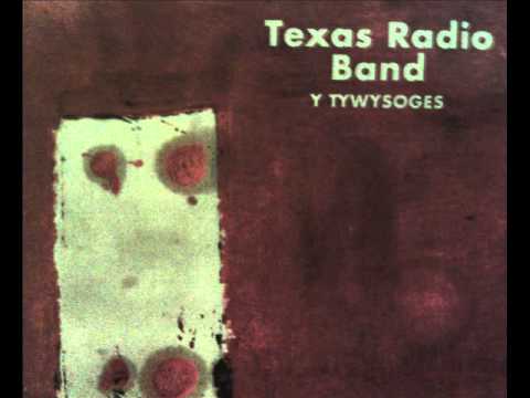 Texas Radio Band - Dim Defnydd Heb Chwerthin