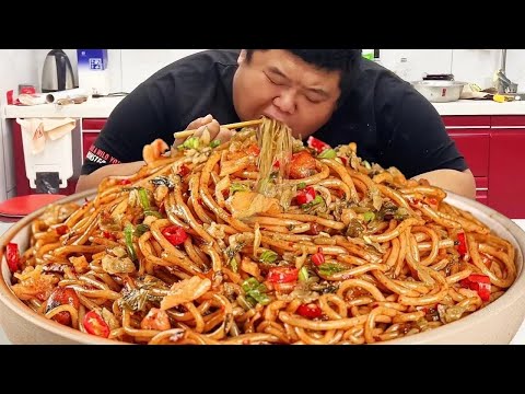 Today, Monkey Brother arrived in Wuyuan, Nanchang, Jiangxi, to try the local cuisine!