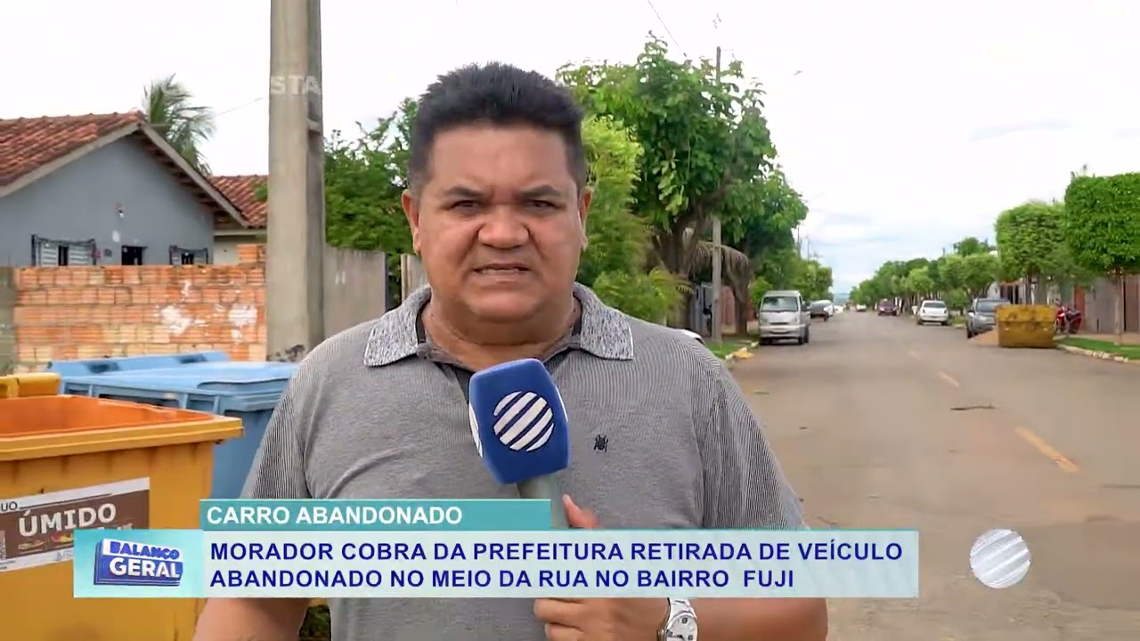 Morador cobra retirada de veículo abandonado em rua do bairro Jaime Seiti Fuji