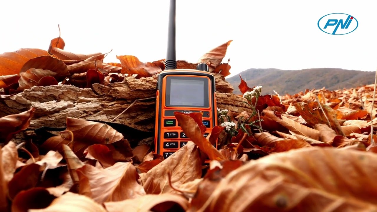 Portable VHF UHF radio station PNI P17UV dual band EN