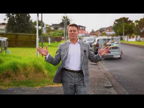 Reece Glozier : Ray White - 23 Richard Road, Māngere